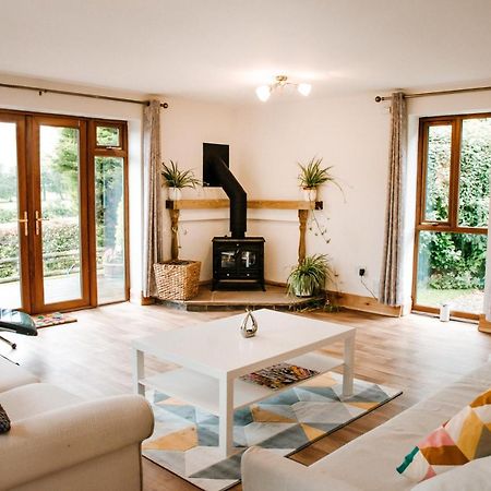 Holly Cottage, 2 Bed House, Sleeps 6 Cleobury Mortimer Luaran gambar