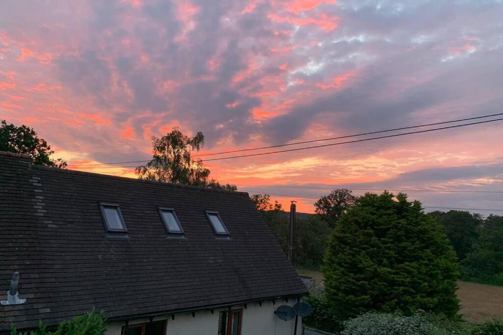Holly Cottage, 2 Bed House, Sleeps 6 Cleobury Mortimer Luaran gambar